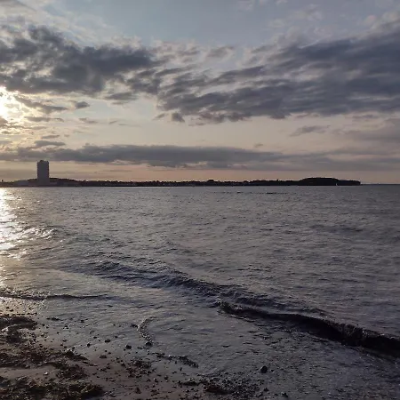 Nahe Der Ostsee Bei Luebeck * Lauen